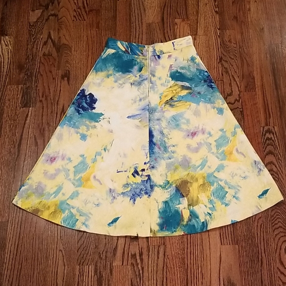 🎨Watercolor H&M Skirt🎨 - Picture 6 of 9